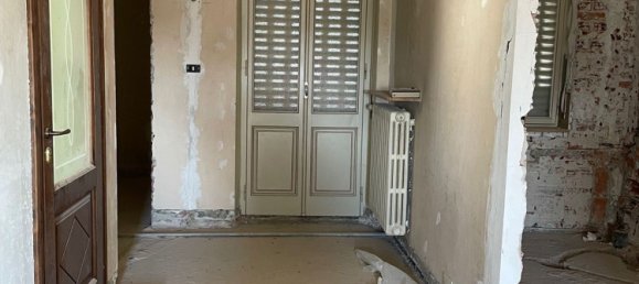 Villa de 10 divisões em Valdilana, Italy N.º 79922 12