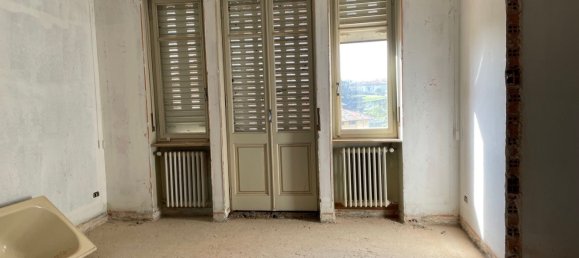 Villa de 10 divisões em Valdilana, Italy N.º 79922 11