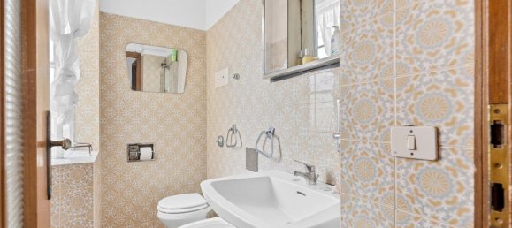 Villa de 10 habitaciónes en Lierna, Italy No. 104008 16