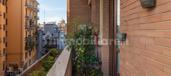 4 Schlafzimmer Wohnung in Bologna, Italy, Nr. 318912 12