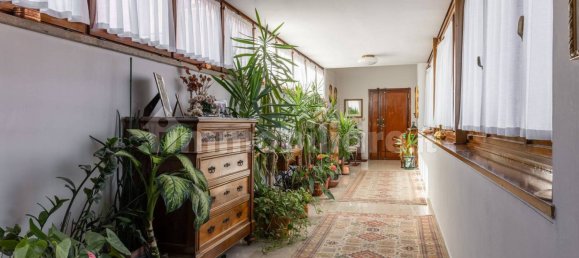 4 Schlafzimmer Wohnung in Bologna, Italy, Nr. 318912 17