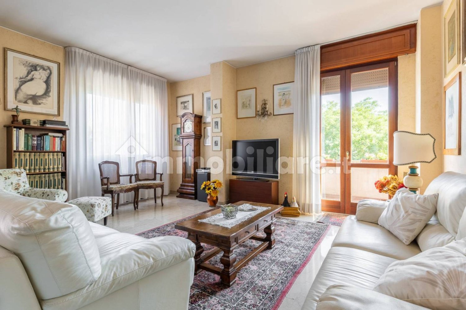 4 Schlafzimmer Wohnung in Bologna, Italy, Nr. 318912