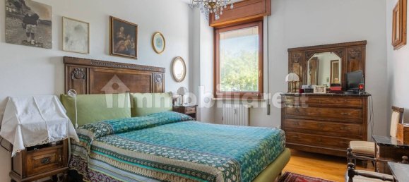 4 Schlafzimmer Wohnung in Bologna, Italy, Nr. 318912 11