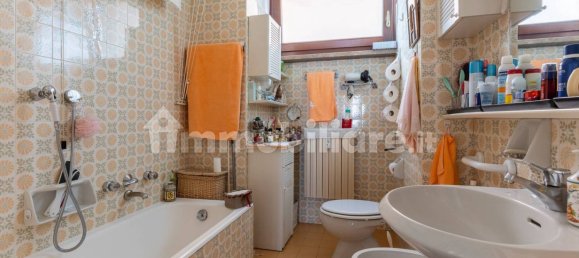 4 Schlafzimmer Wohnung in Bologna, Italy, Nr. 318912 15