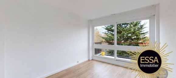 Apartamento de 4 dormitorios en Yvelines, France No. 330681 3