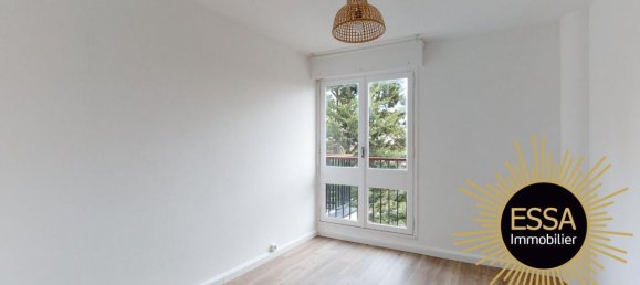 Apartamento de 4 dormitorios en Yvelines, France No. 330681 10