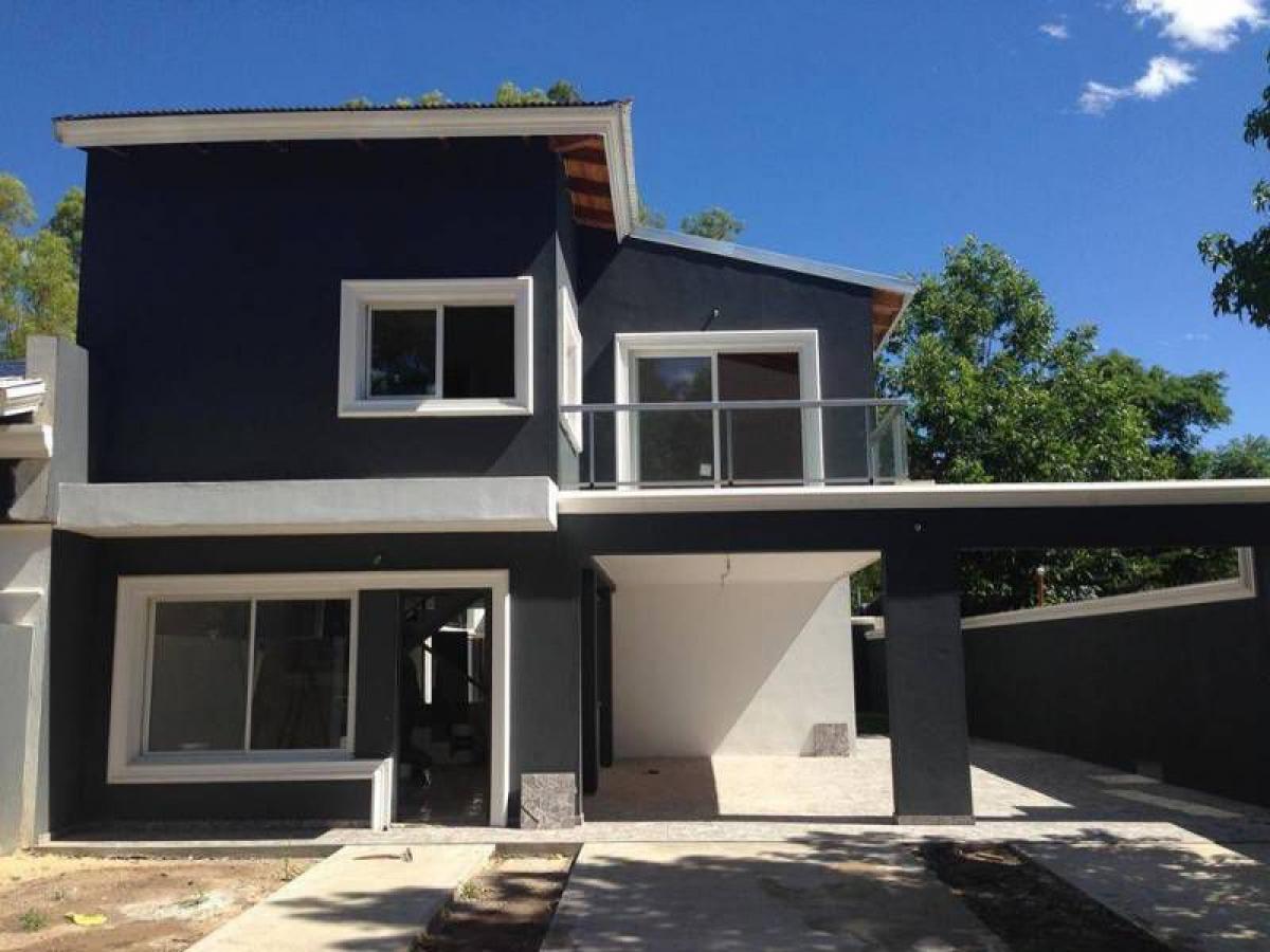 3 bedrooms House in Santa Fe, Argentina No. 7735