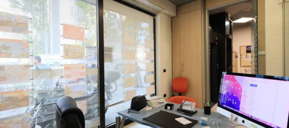 Propiedad comercial de 3 habitaciónes en Rimini, Italy No. 20629 12