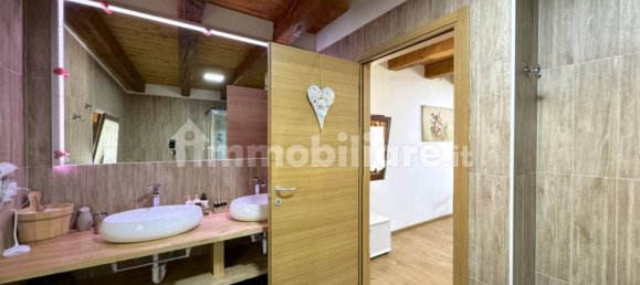 2 bedrooms House in Udine, Italy No. 135074 11