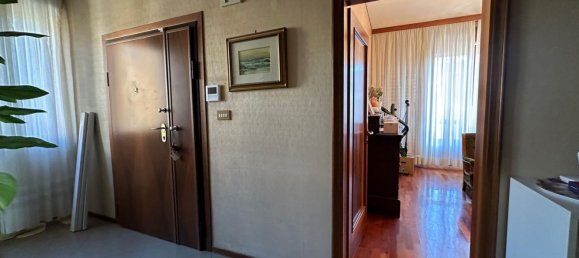 Квартира с 7 комнатами в Казалеккьо ди Рено, Италия № 305193 4