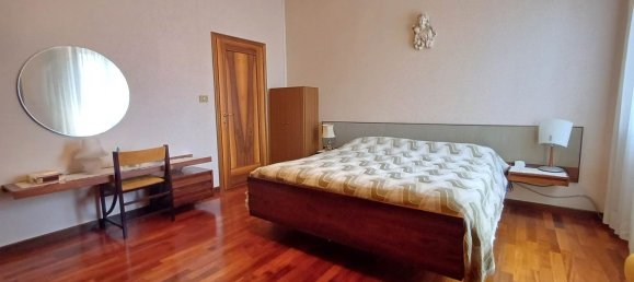 Квартира с 7 комнатами в Казалеккьо ди Рено, Италия № 305193 13