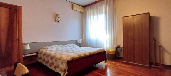 Квартира с 7 комнатами в Казалеккьо ди Рено, Италия № 305193 12