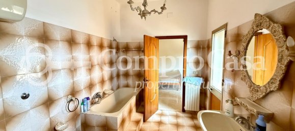 6-Zimmer Haus in Uggiano la Chiesa, Italy, Nr. 43313 34