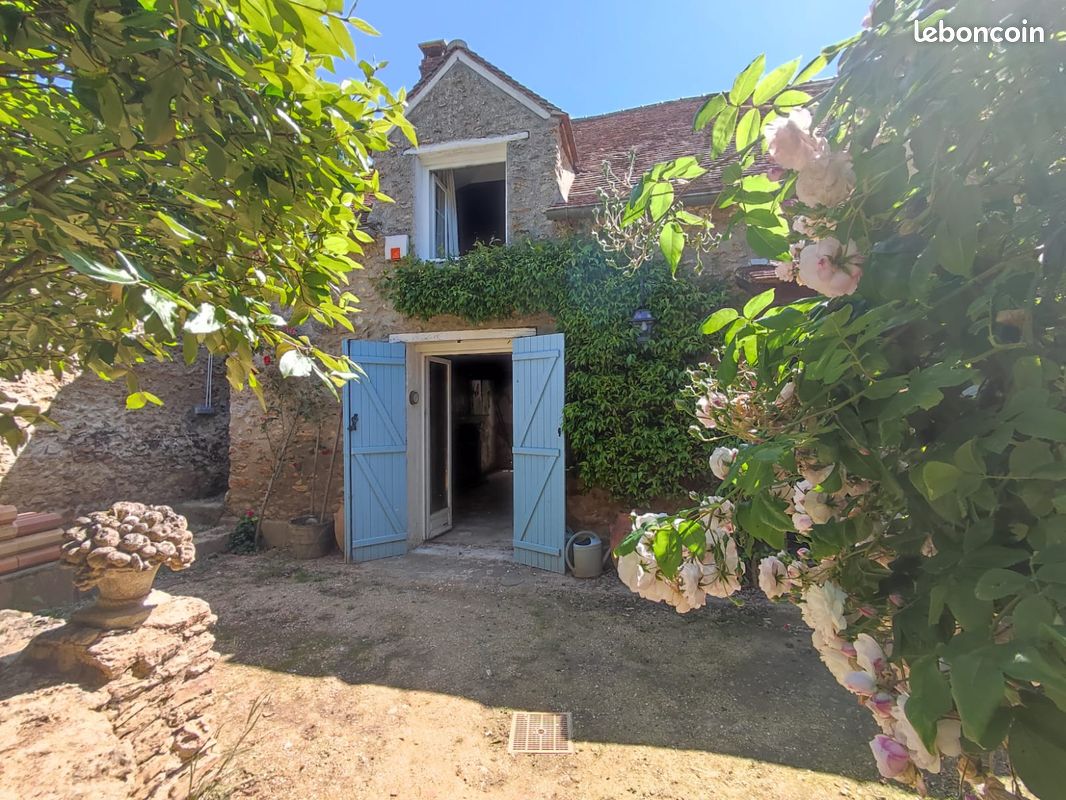 3 chambres Maison à Prunay-en-Yvelines, France No. 291278