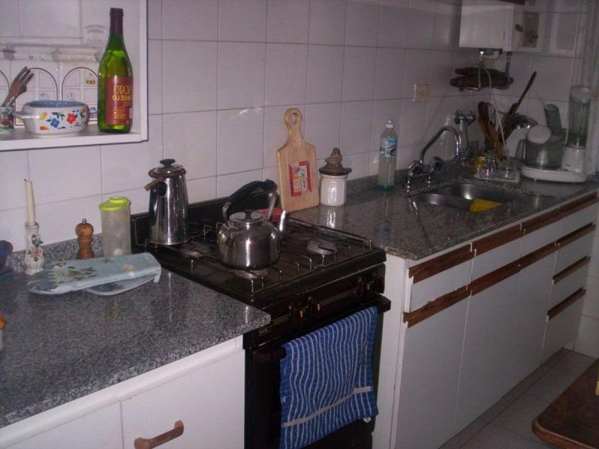 2 bedrooms Apartment in Lomas de Zamora, Argentina No. 84506