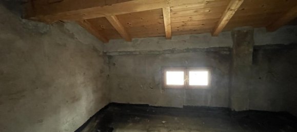 5 rooms Building in Gualtieri, Italy No. 38798 30