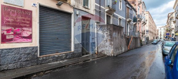 Apartamento T2 em Catania, Italy N.º 61997 25