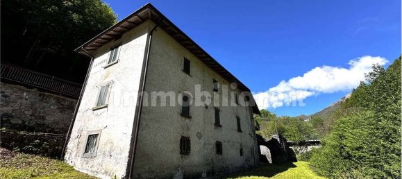 6 غرف نوم منزل في Valtorta, Italy رقم 311161 3