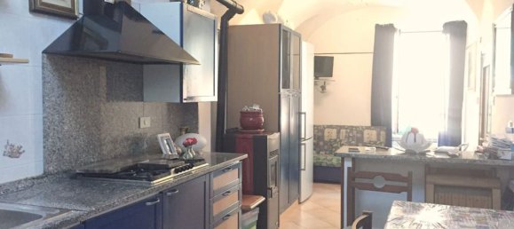 5 rooms Apartment in Borghetto Santo Spirito, Italy No. 165692 16