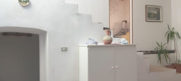 5 rooms Apartment in Borghetto Santo Spirito, Italy No. 165692 19