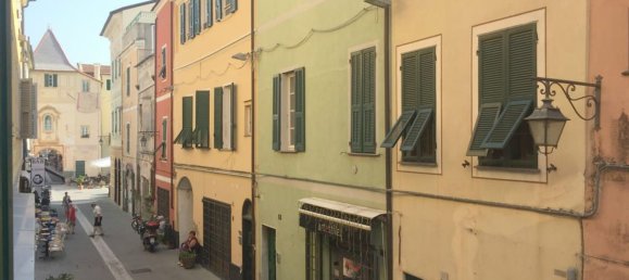 5 rooms Apartment in Borghetto Santo Spirito, Italy No. 165692 13