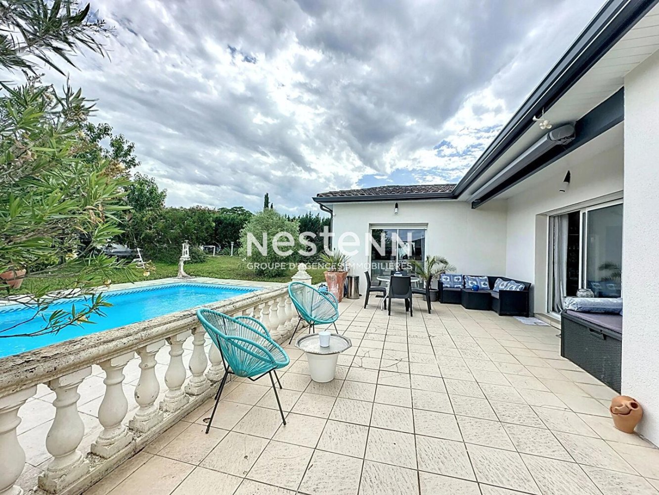 3 bedrooms Villa in Occitanie, France No. 300155