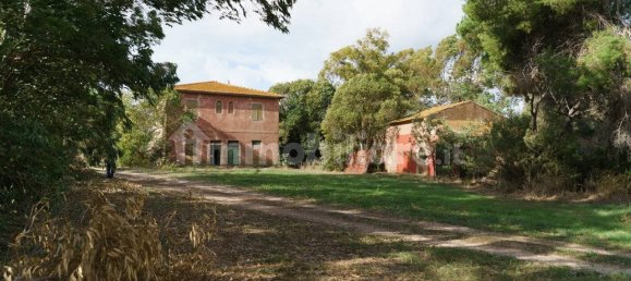 3 bedrooms House in Magliano in Toscana, Italy No. 167826 9