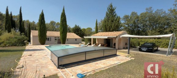 Villa de 3 dormitorios en La Roquebrussanne, France No. 342558 15