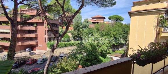2 bedrooms Apartment in Rome, Italy No. 372938 10
