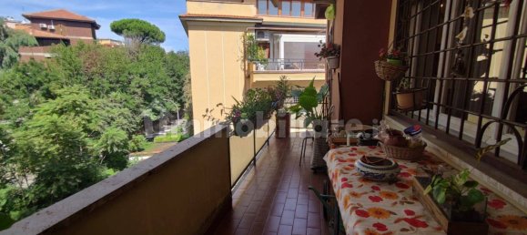 2 bedrooms Apartment in Rome, Italy No. 372938 11