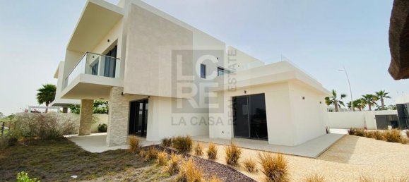 4 bedrooms Villa in Yas Island, UAE No. 7469 3