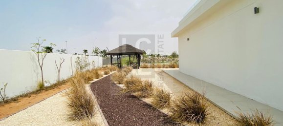 4 bedrooms Villa in Yas Island, UAE No. 7469 2
