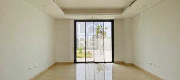 4 bedrooms Villa in Yas Island, UAE No. 7469 6