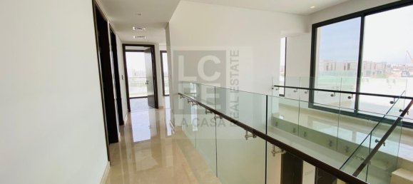 4 bedrooms Villa in Yas Island, UAE No. 7469 8