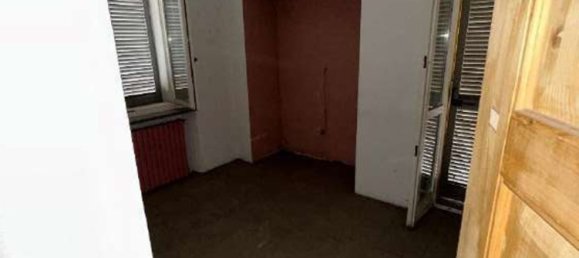 3-salle Appartement à Trino, Italy No. 68266 5