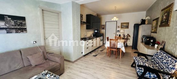 Квартира с 1 спальней в Ламеция Терме, Италия № 308592 3