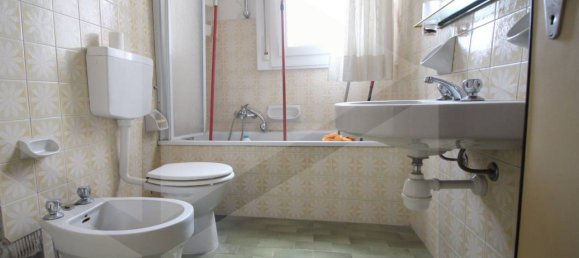 Квартира с 5 комнатами в Болонья, Италия № 26270 3