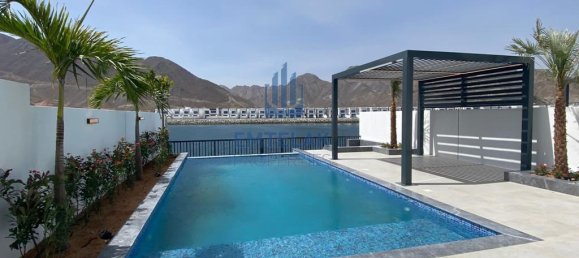 Villa T4 em Sharm, UAE N.º 8803 6