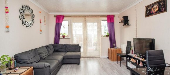 2 bedrooms House in Watford, United Kingdom No. 6052 3