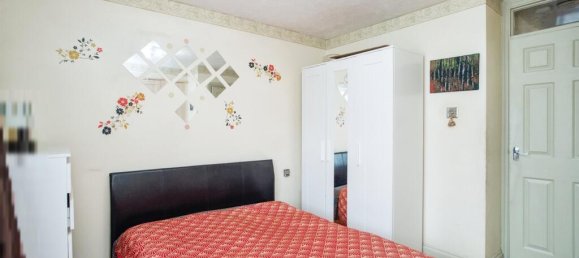 2 bedrooms House in Watford, United Kingdom No. 6052 8