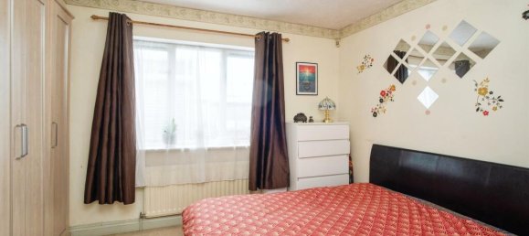 2 bedrooms House in Watford, United Kingdom No. 6052 25