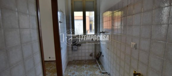 3-salle Appartement à Castelraimondo, Italy No. 146406 5