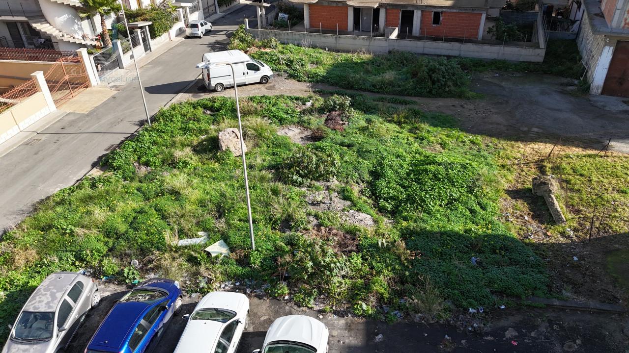 Terreno en Palagonia, Italy 694 m² No. 230984