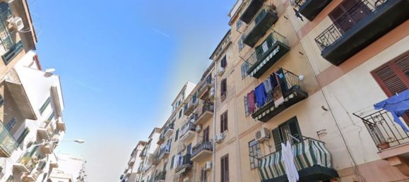 Apartamento T5 em Palermo, Italy N.º 322489 2