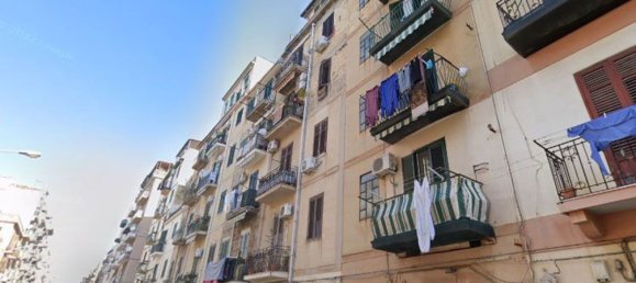 Apartamento T5 em Palermo, Italy N.º 322489 9
