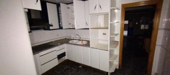 Moradia em banda T3 em Fuensanta de Martos, Spain N.º 25518 9