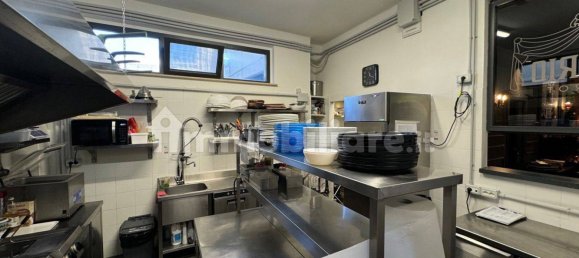 100m² Commercial property in Terni, Italy No. 353448 33