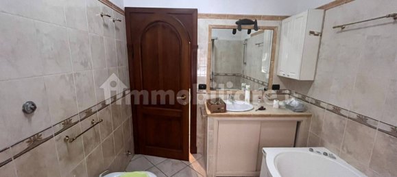 2 Schlafzimmer Wohnung in Rome, Italy, Nr. 324655 14