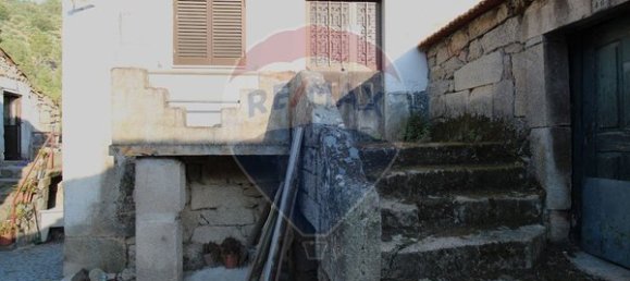 2 bedrooms House in Granja do Tedo, Portugal No. 180066 3