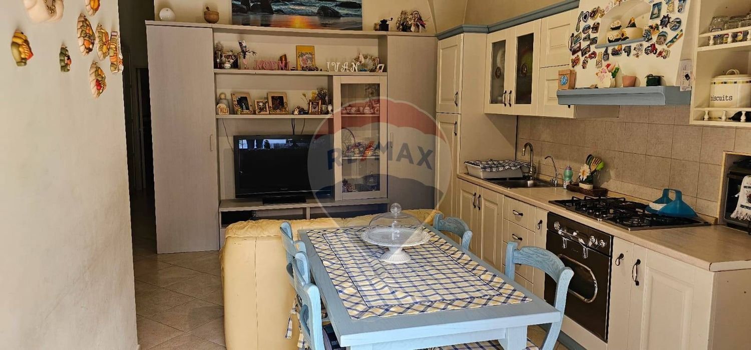 Casa de 3 habitaciónes en Sannicandro di Bari, Italy No. 136869